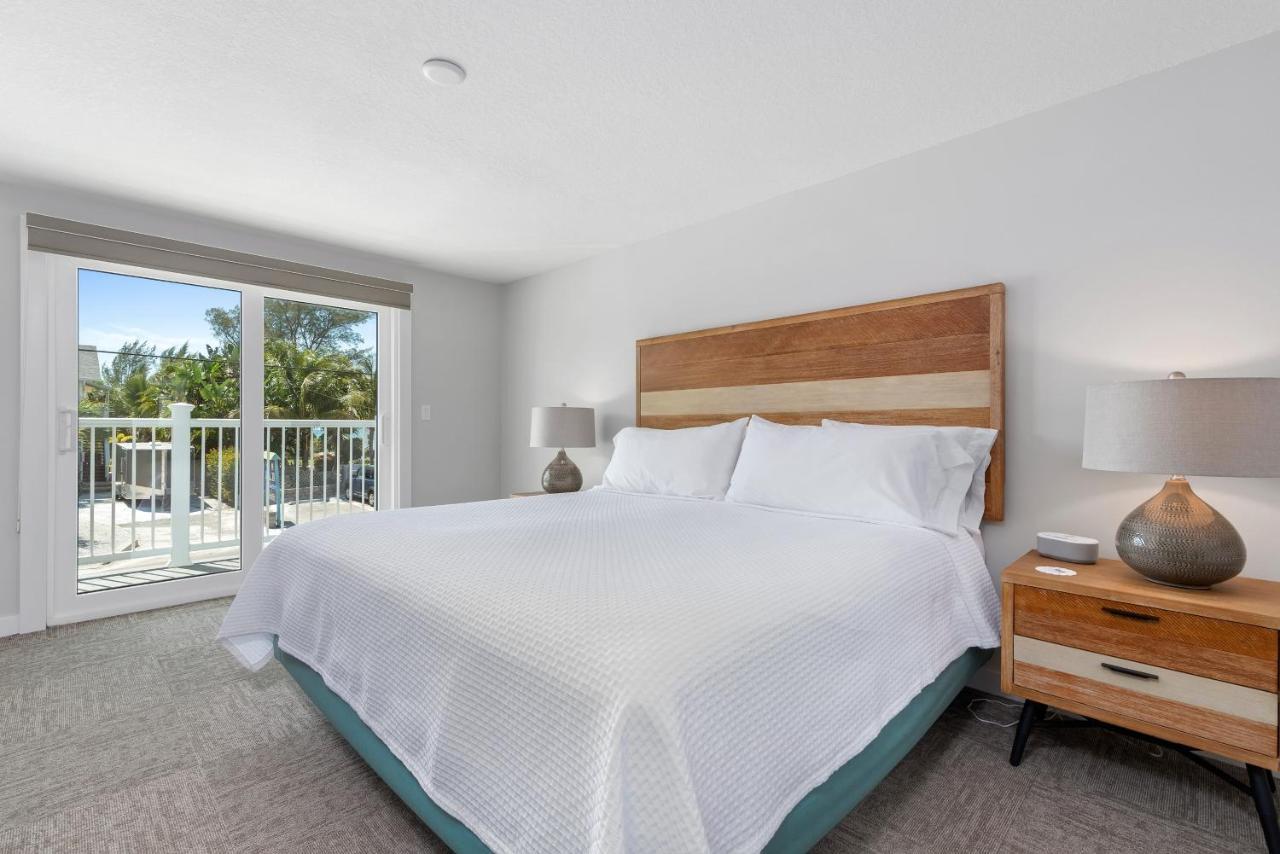 Escape Casey Key Resort